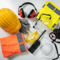 8 thiết bị phòng cháy chữa cháy cần có